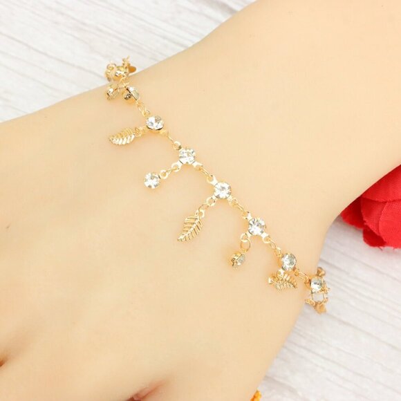 "Trendy Handmade Bracelet – A Thoughtful Gift for Girls & Women | UNVRC1266 - Picture 10 of 10